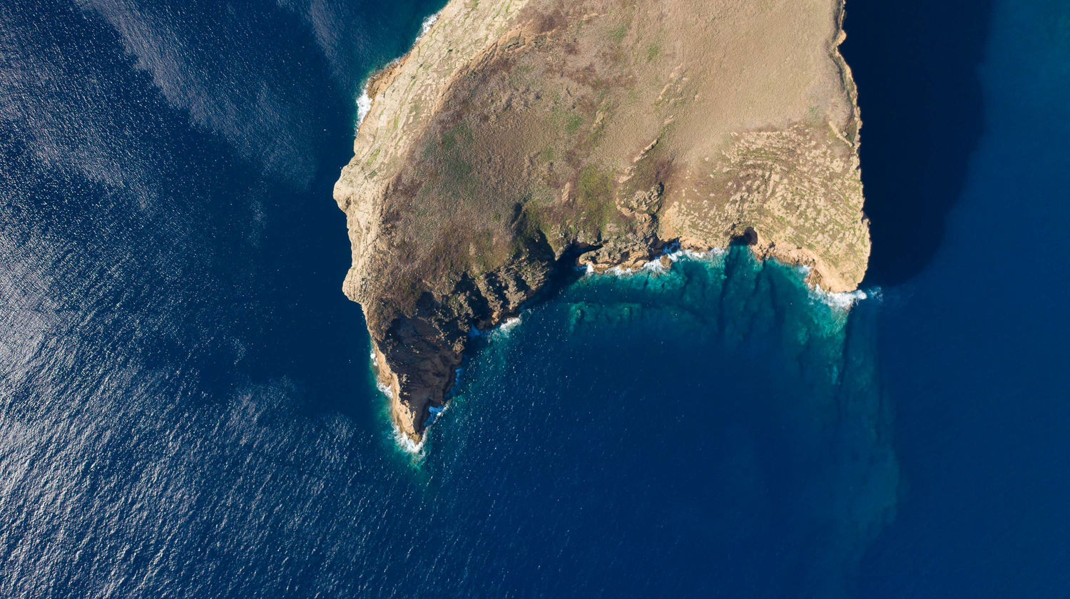 <b>Ilhéus das Cabras Boat Tour (Included)</b>