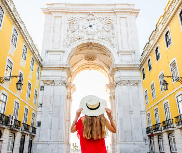 rua-augusta-arch-lisbon-portugal