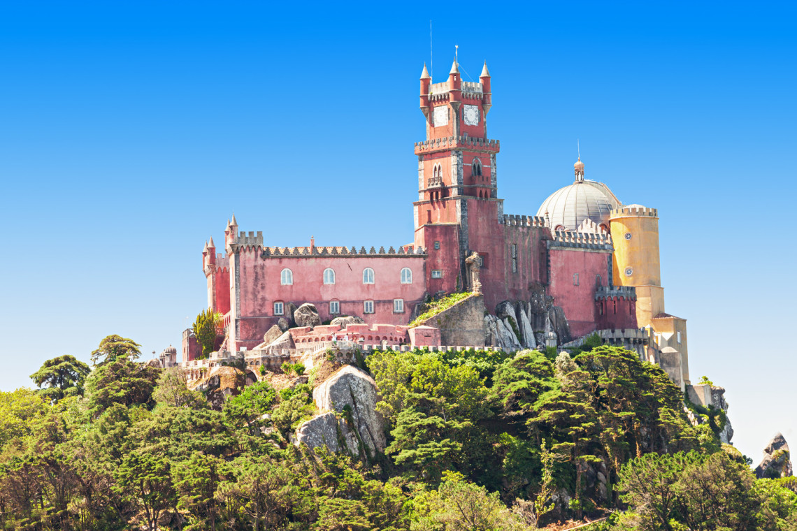 pena-palace-sintra-portugal-lisbon