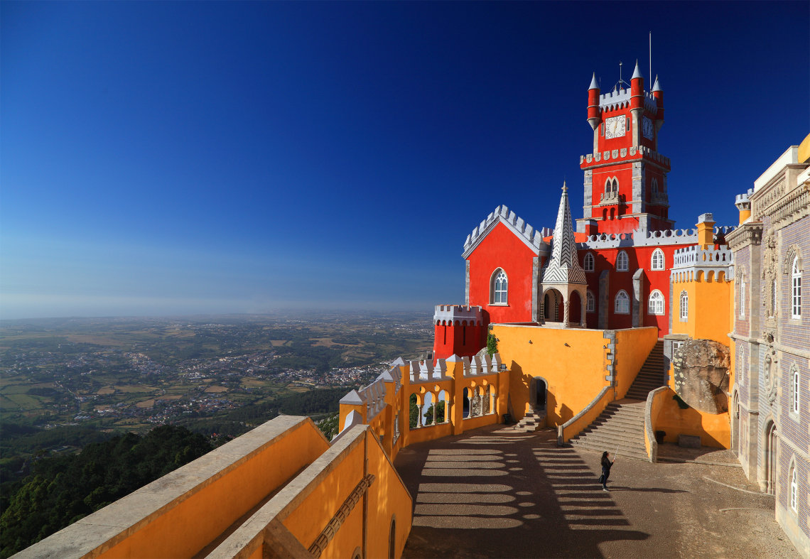 Falta apagar o lápis: Castelos de Portugal