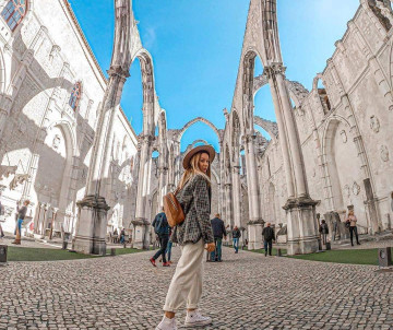 convento-do-carmo-em-lisboa-portugal