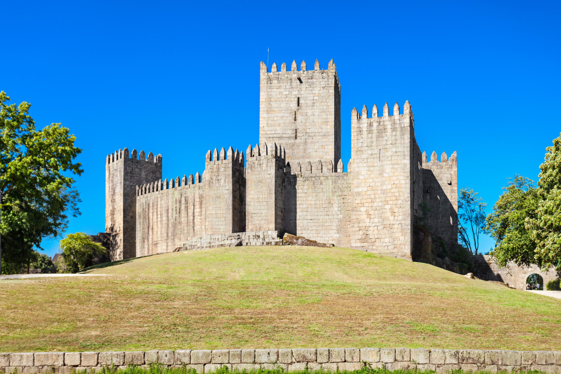 Castelo de Guimarães (Guimarães Castle) in Guimarães. Portugal Castelo de Guimarães (Guimarães Castle) in Guimarães. Portugal