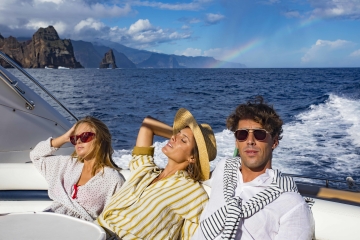 passeios-de-barco-excursões-ilha-da-madeira-portugal
