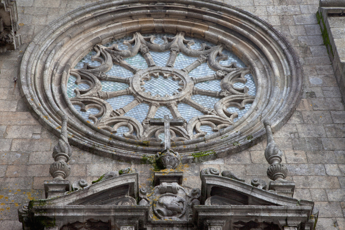 São Francisco Church Architecture Details in Porto, Portugal oporto-porto-portugal-city-são-francisco-church-architecture-details-monument-building