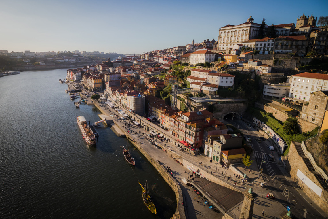 is september a good time to visit porto portugal