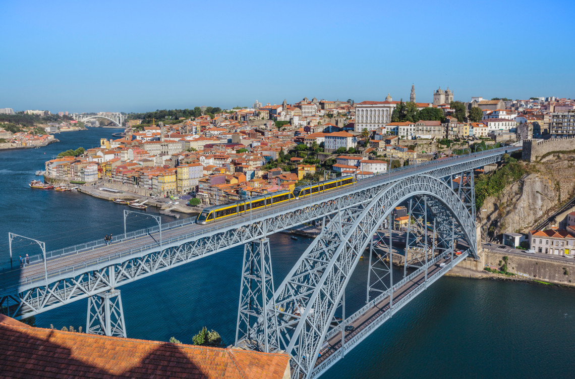 Exploring the Historic Dom Luis I Bridge in Porto