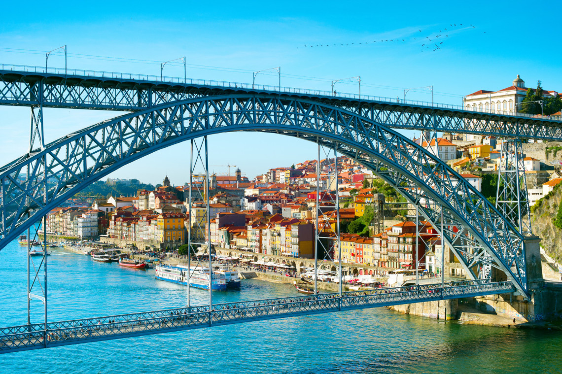 Exploring The Historic Dom Luis I Bridge In Porto Exploring The Historic Dom Luis I Bridge In Porto