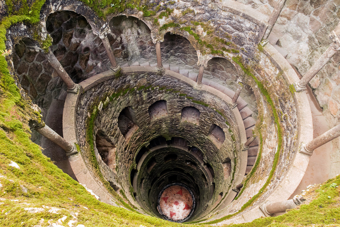 initiation-wells-quinta-da-regaleira-palace-sintra-portugal