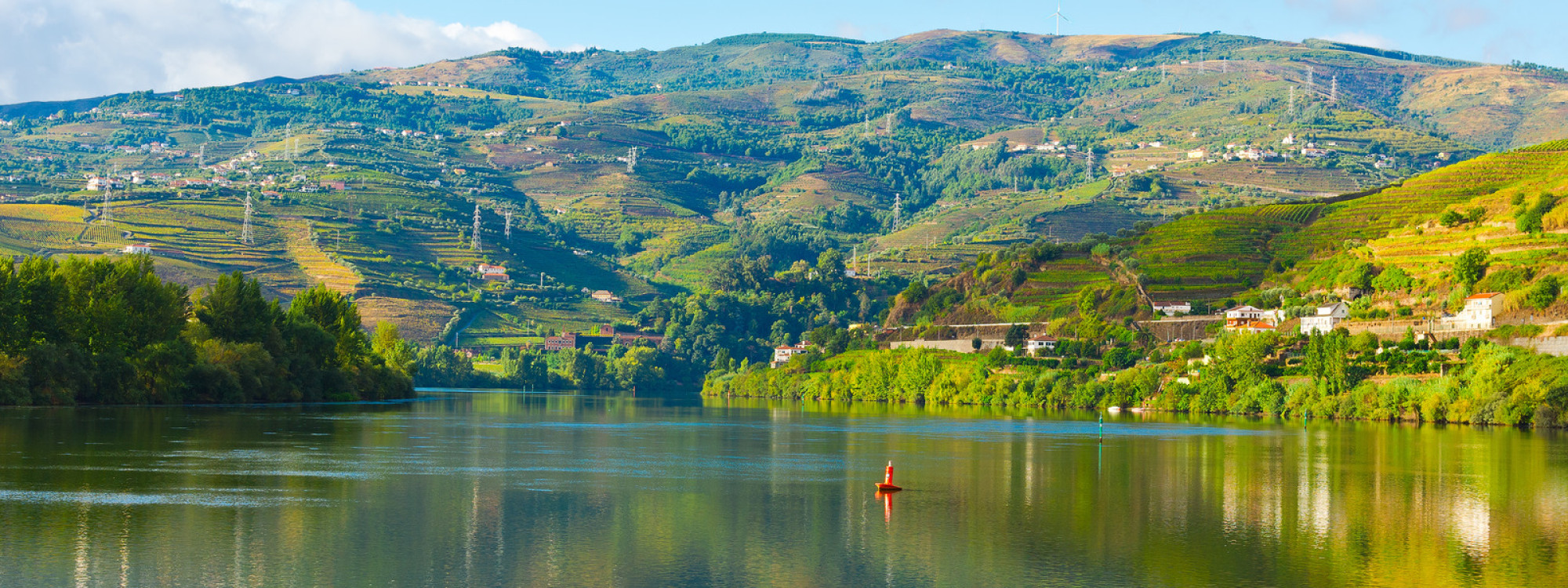 oporto-porto-portugal-city-river-douro-bridge-boat-excursions-travel-dom-luis-bridge-I-cais-riverfront-riverside-activities