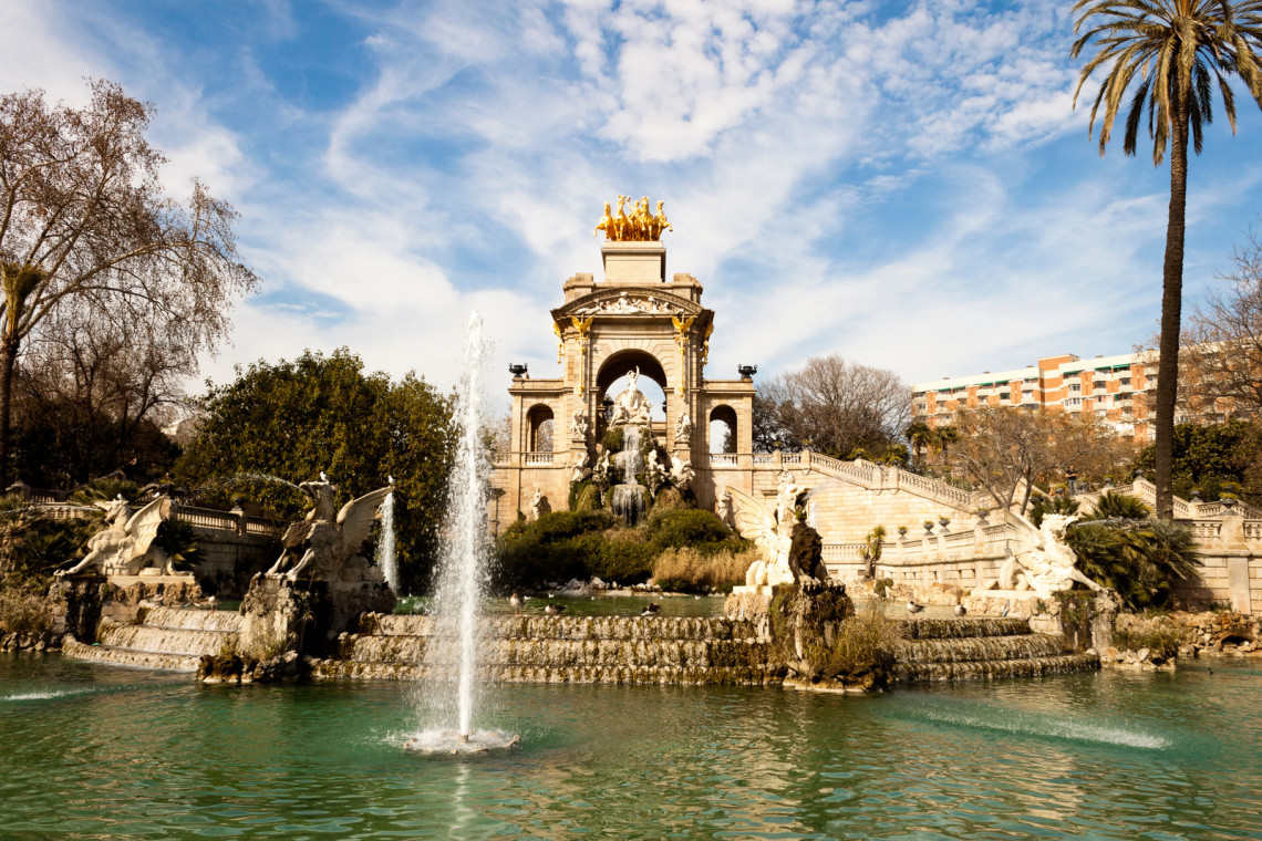 cascada-waterfall-in-ciutadella-park-barcelona-spain-travel-trip-parque