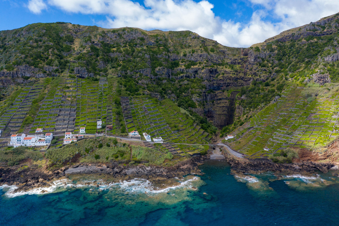 Cascata do Aveiro e Vinhas de Santa Maria, Açores