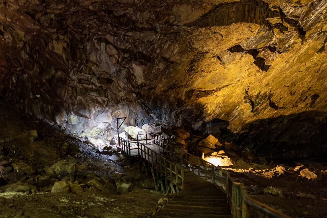 furna-do-enxofre-volcanic-cave-in-graciosa-island-azores-islands-portugal