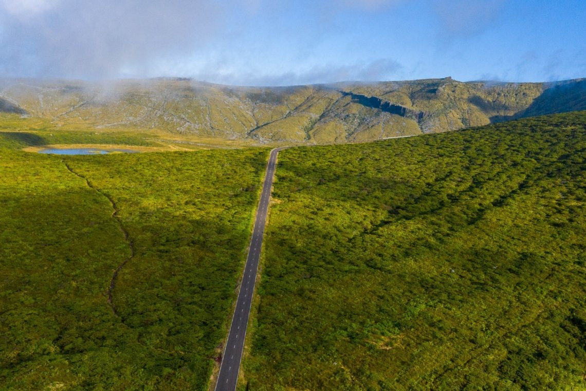 flores-lakes-natural-landscape-portugal-azores-islands-island-archipelago