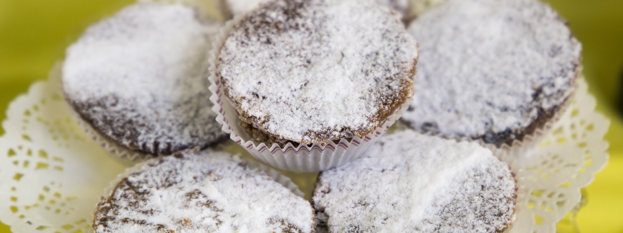 Sweets of Terceira Island, Azores: Queijada da Dona Amelia queijada-da-dona-amélia-terceira-island-azores-islands-archipelago-portugal-history-tradition
