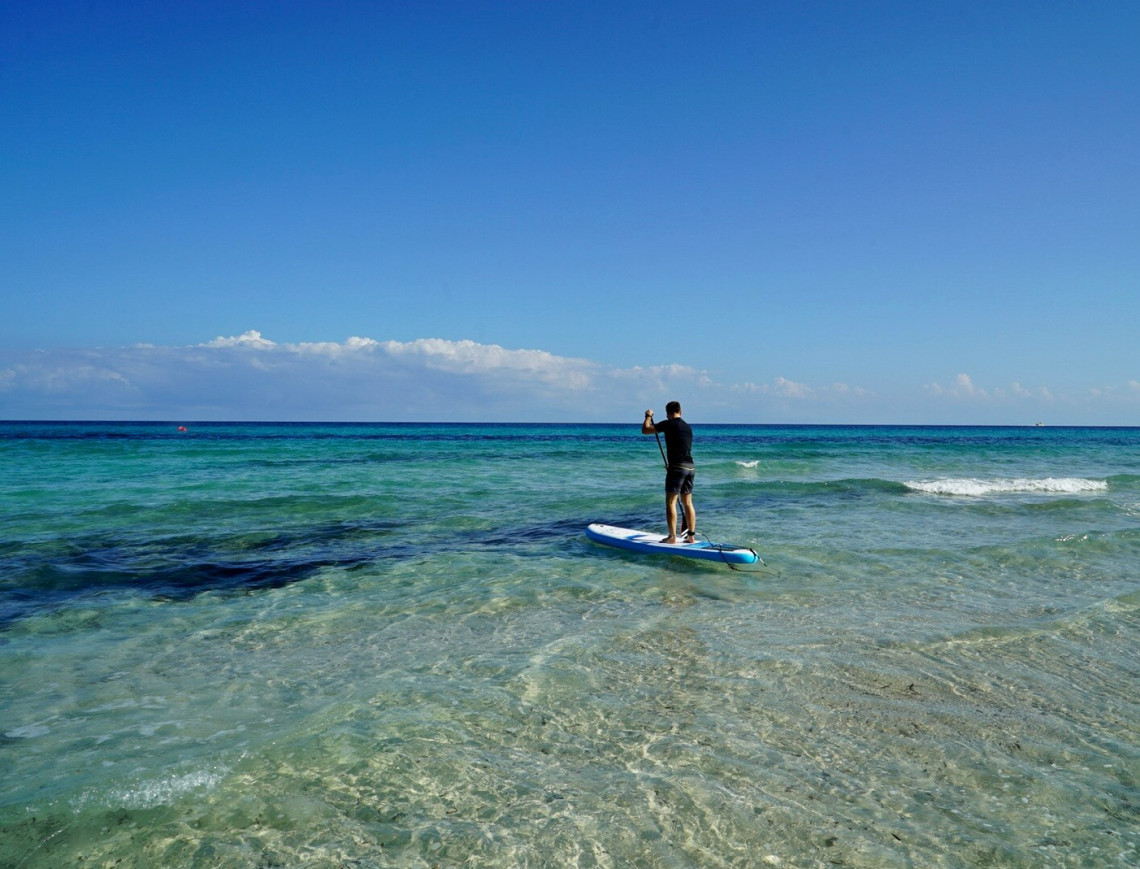 stand-up-paddle-in-praia-formosa-santa-maria-island-azores-islands-tourism-activities-outdoor