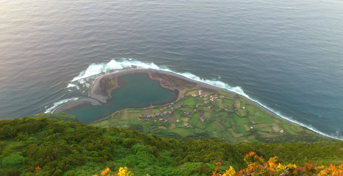 lagoa-da-fajã-de-santo-cristo-são-jorge-island-azores-islands-archipelago