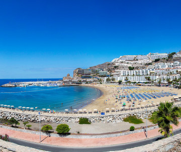 Playa de Puerto Rico Beach in The Canary Islands, Spain playa-de-puerto-rico-beach-in-the-canary-islands-spain