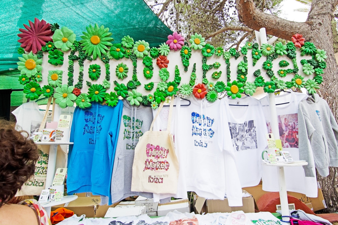 Hippy market sign over the entry to the Punta Arabi hippy market in Es Canar Ibiza hippy-market-sign-over-the-entry-to-the-punta-arabi-hippy-market-in-es-canar-ibiza