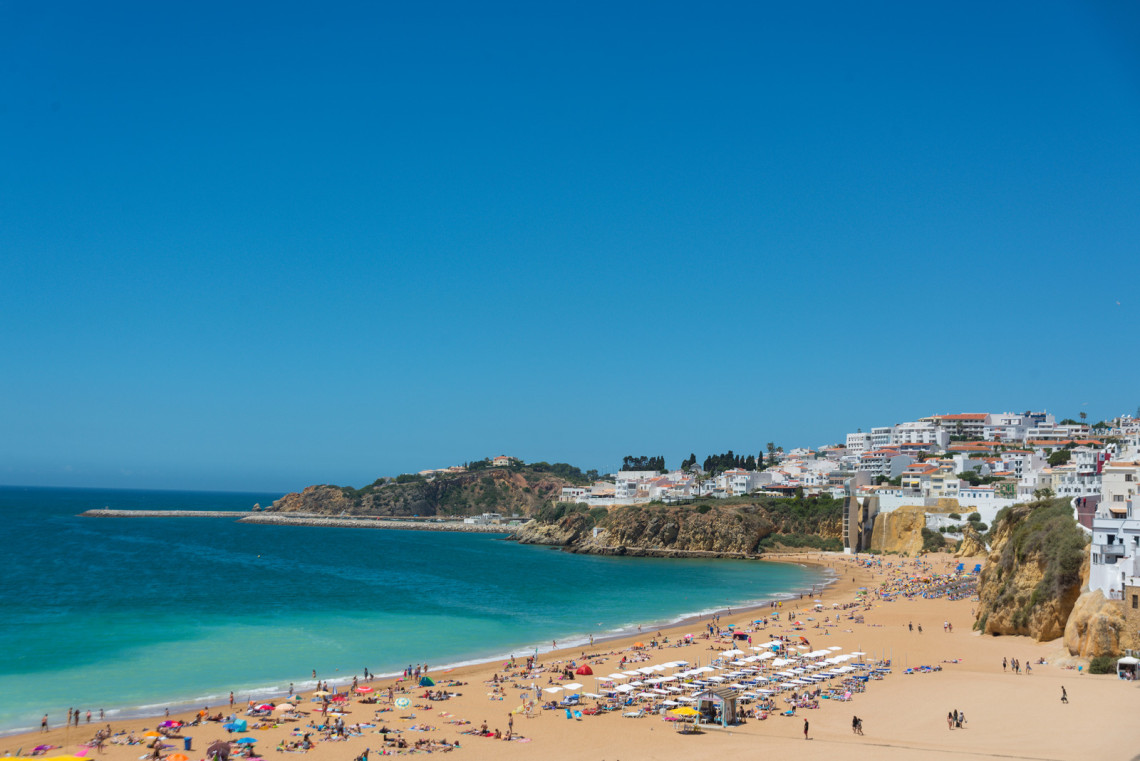 praia-dos-pescadores-beach-in-albufeira-city-algarve-region-of-portugal-travel-sand-ocean-holidays-vacation-summer
