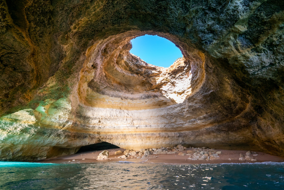 praia-benagil-carvoeiro-sand-beach-cave-portugal-ocean-tourism