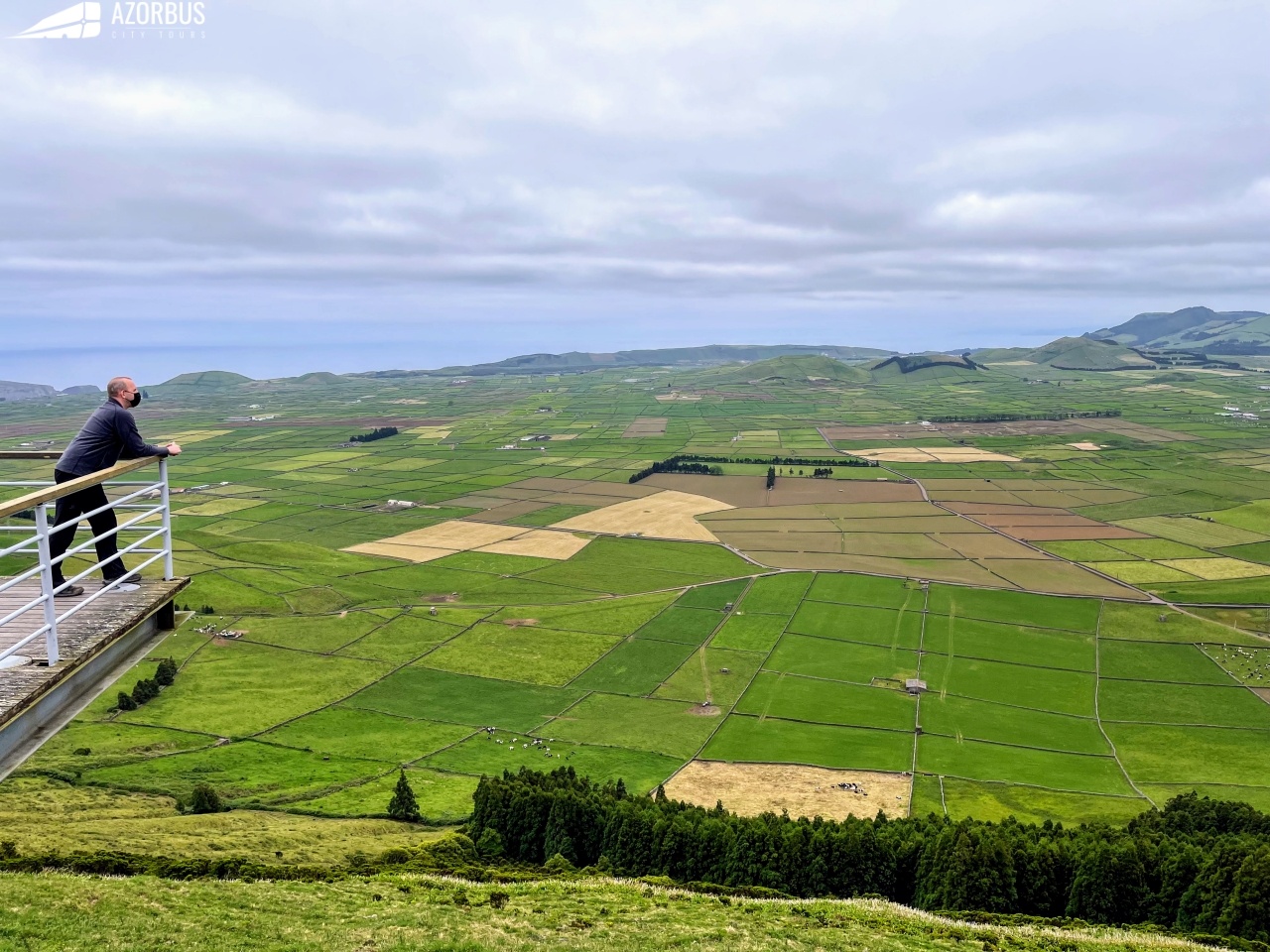 Excursão de dia inteiro: Ilha Terceira: Tour O Melhor da Terceira com almoço