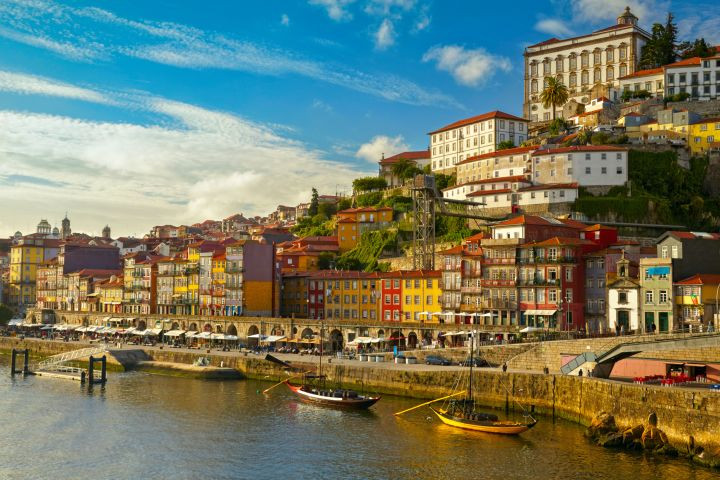Walking Tour: Historical Porto w/ 360 Cristal Palace View
