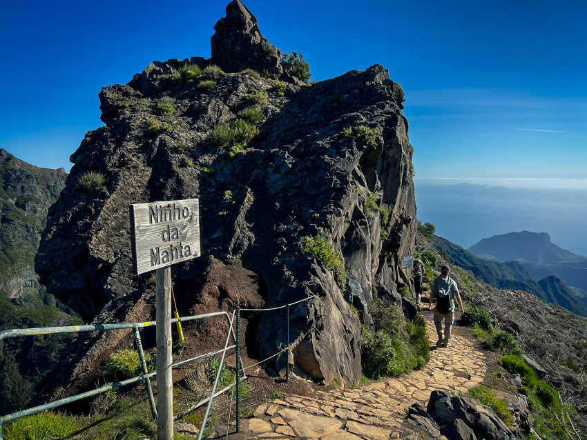 Percurso Terrestre: Stairway to Heaven - Pico do Areeiro