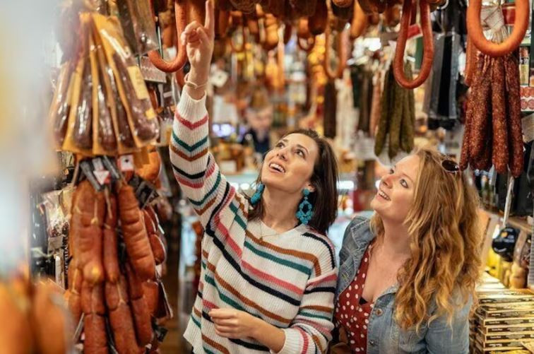 Food & Wine: The 10 Tastings of Palma de Mallorca with Locals - Private Food Tour