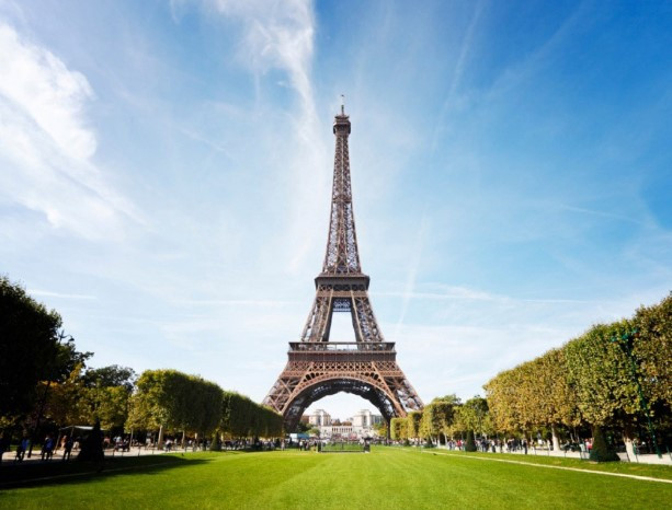 Cultural Tours: Skip the Line Eiffel Tower Visit, Interactive City Tour and Seine River Cruise