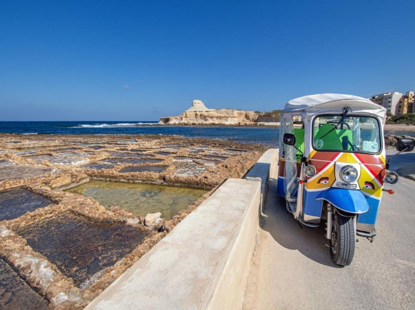 Sightseeing Tours: Discover Gozo with Jeep/Tuk Tuk and Boat Ride - Full-Day Private Tour