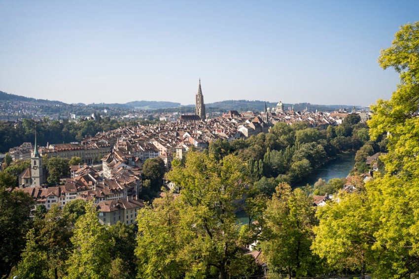 Sightseeing Tours: Bern and Countryside Tour