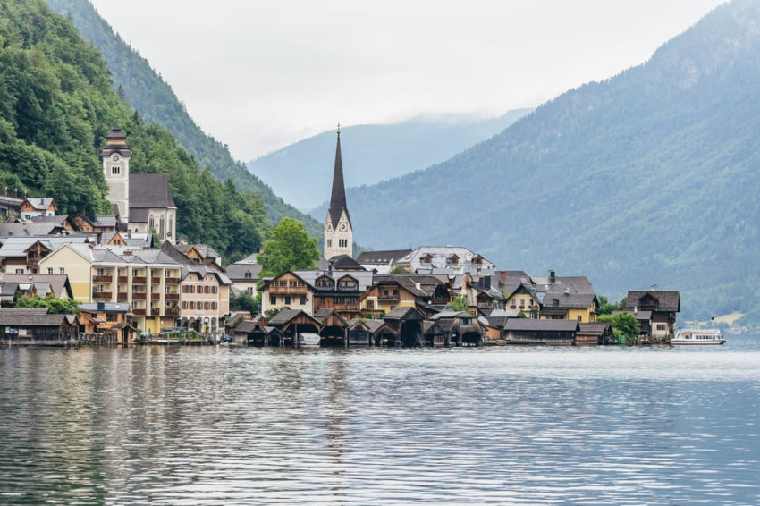 Sightseeing Tours: From Salzburg: Half-Day Tour to Hallstatt