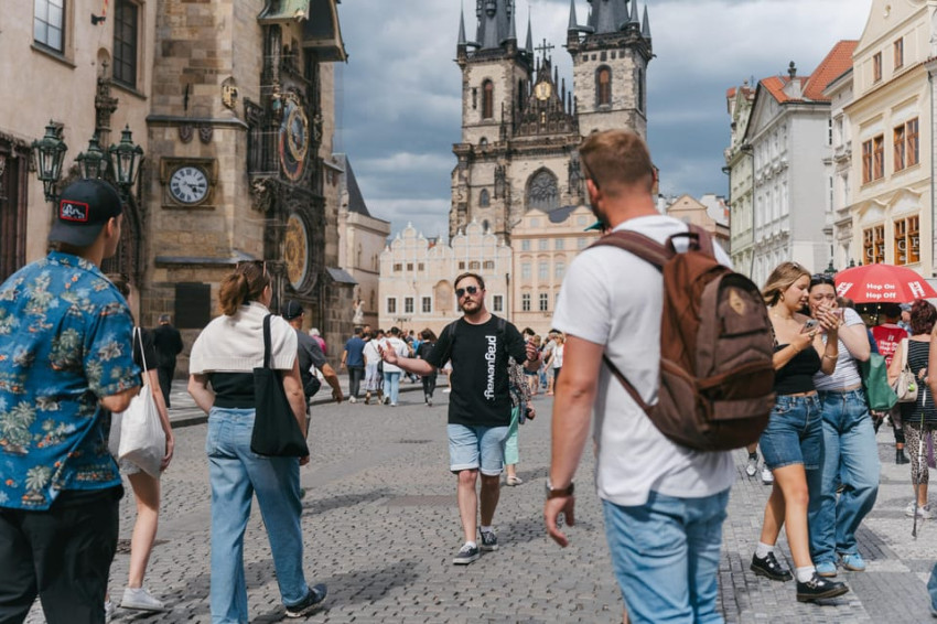 Sightseeing Tours: Old Town Highlights & Hidden Gems Guided Tour