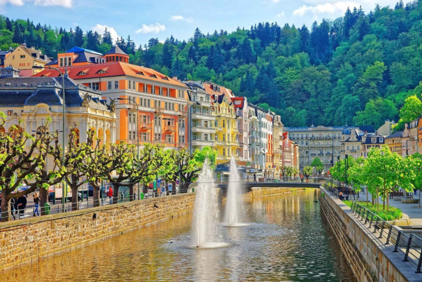 Sightseeing Tours: Karlovy Vary Tour