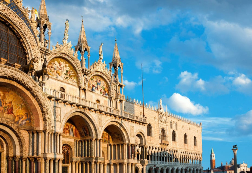 Cultural Tours: St. Mark's Basilica, Doge's Palace & Bridge of Sighs