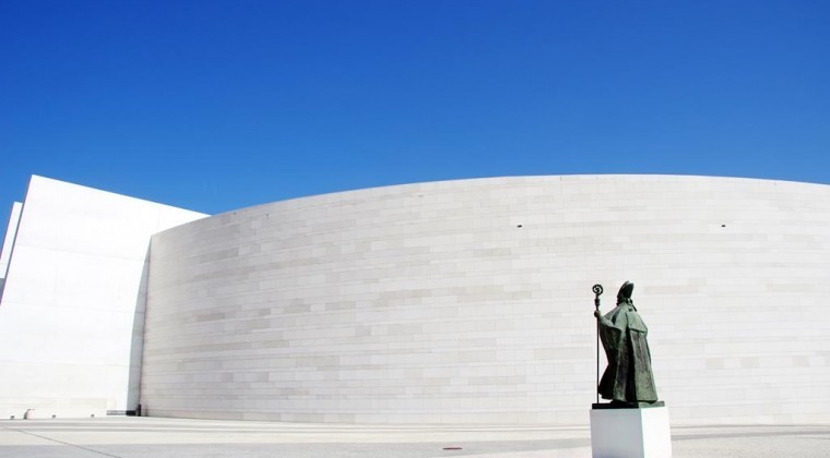 Sightseeing Tours: Fátima Half Day