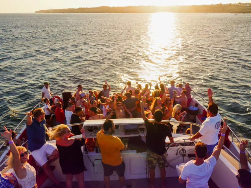 Boat Tour: Belize Boat Party