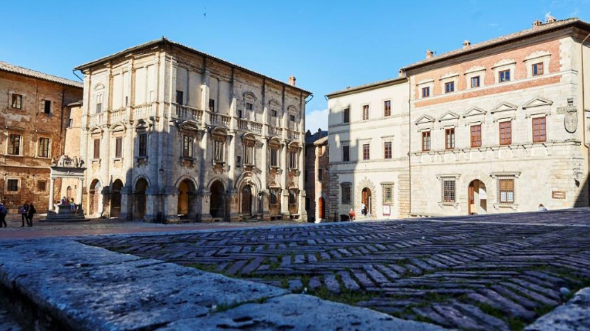 Food & Wine Tours: Tasting Tour at the Historic Cellars of Montepulciano from Montepulciano