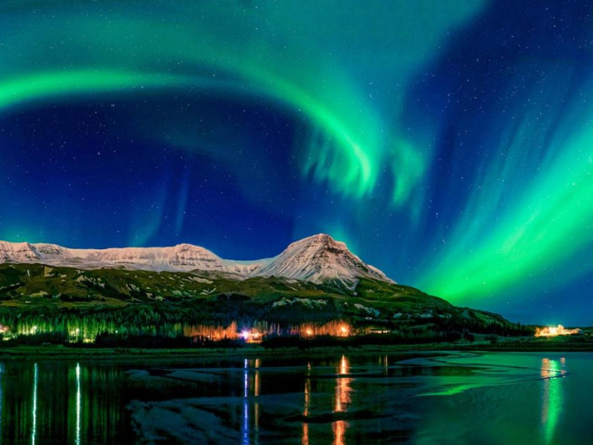 Thematic Tours: Reykjavík: Northern Lights Mystery - with Transfers