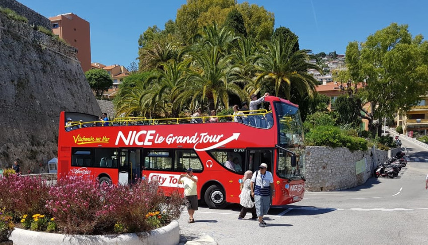 Sightseeing Tours:  1 or 2-Day Hop-On Hop-Off Bus Tour