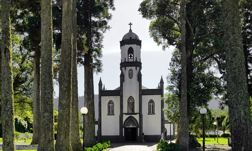 Passeio de Carrinha: Sete Cidades Dia Inteiro