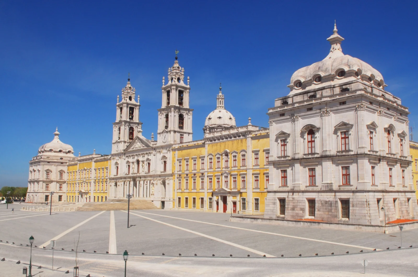 Private: Queluz-Mafra Tour