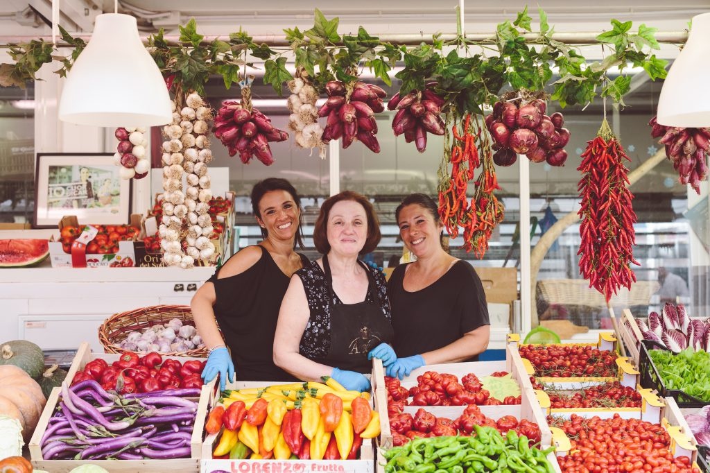 Food & Wine: Taste of Testaccio: Food & Market Tour