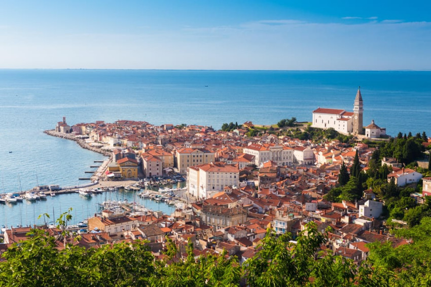 Walking Tour: Piran Trip with Historic Walking Tour