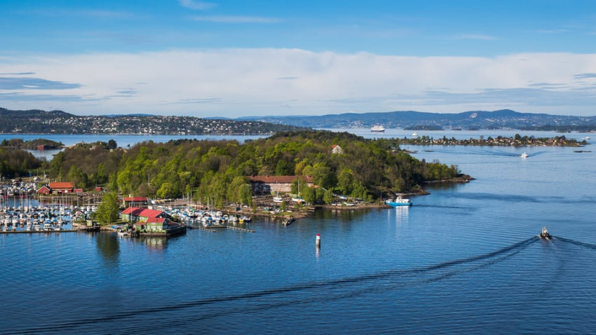Walking Tour: Island Hopping Tour