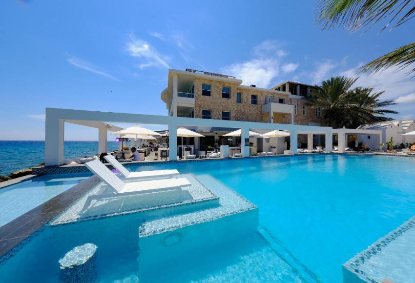 Saint Tropez Boutique Hotel Willemstad CW Book online