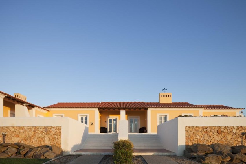 Monte do Giestal Casas de Campo & Spa, Santiago do Cacém, PT Book