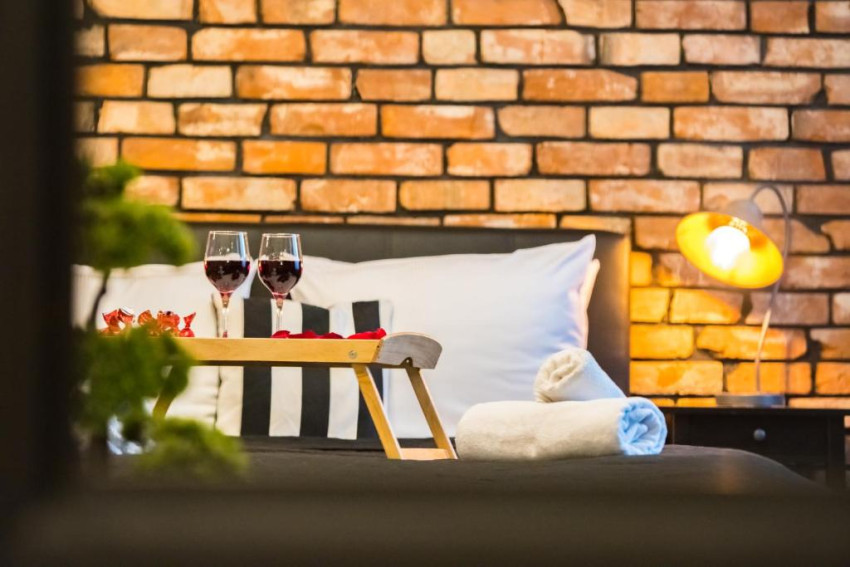 Leo Apartments Main Square, Kraków, PL Book online