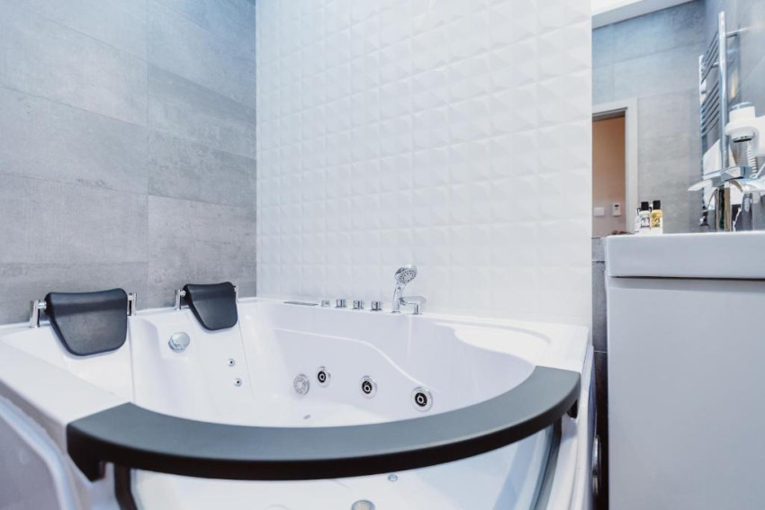 Leo Apartments Main Square, Kraków, PL Book online