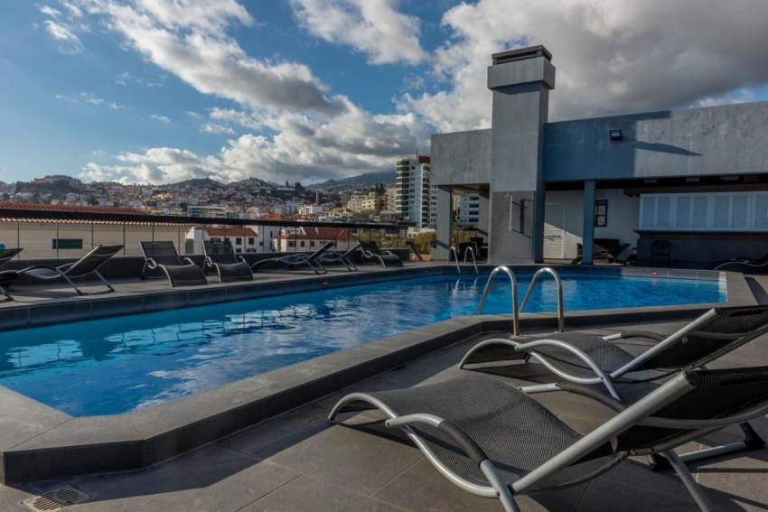 Hotel do Carmo, Funchal, PT | Book online